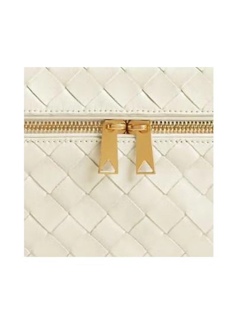 BOTTEGA Veneta Bang Vanity Case in Intrecciato Leather Bag - Image 5